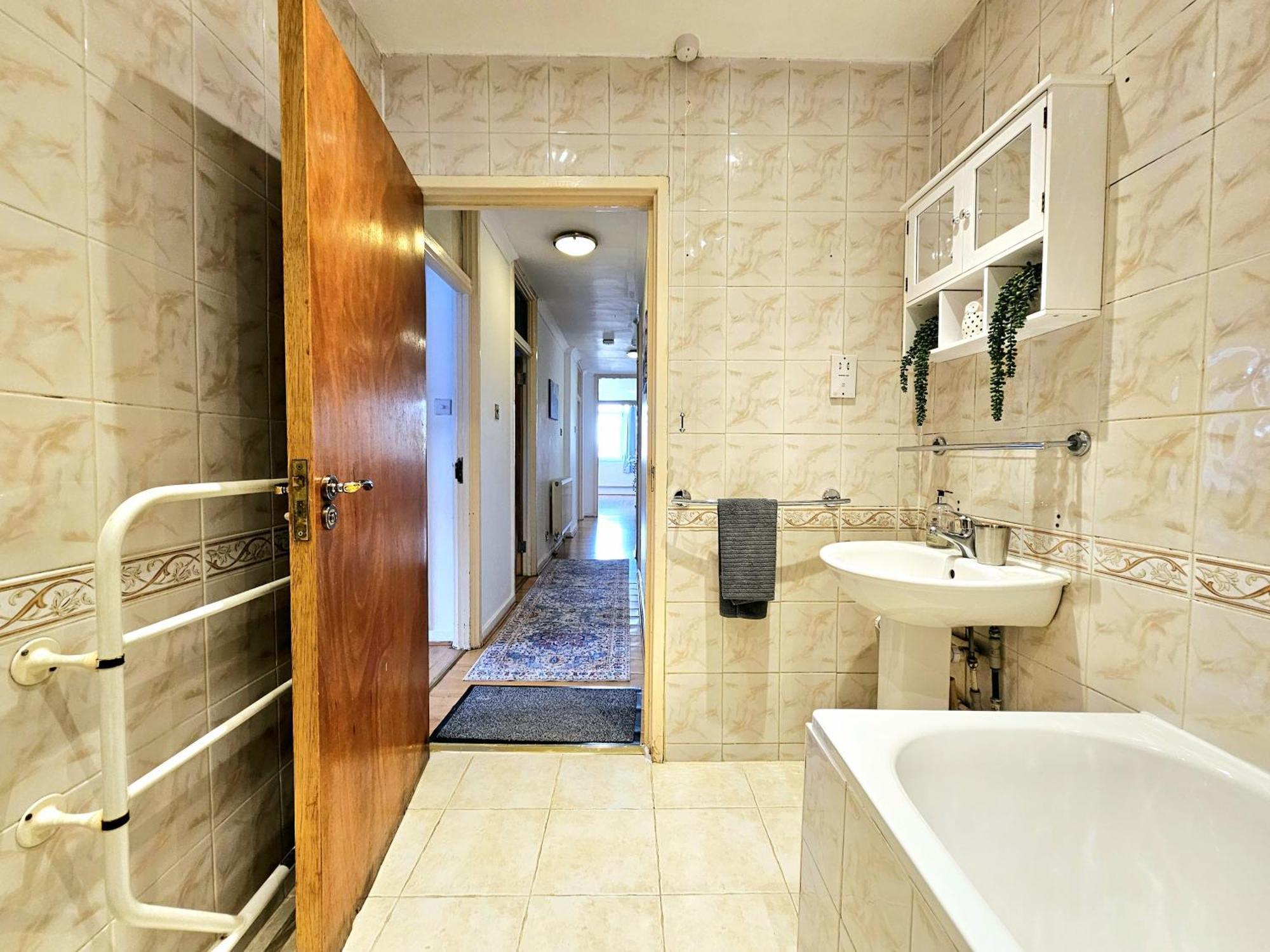 Bright & Spacious Home In Building With Lift, Right Next To Bayswater Station - Walk To Kensington Palace, Hyde Park, Little Venice & Notting Hill Лондон Экстерьер фото